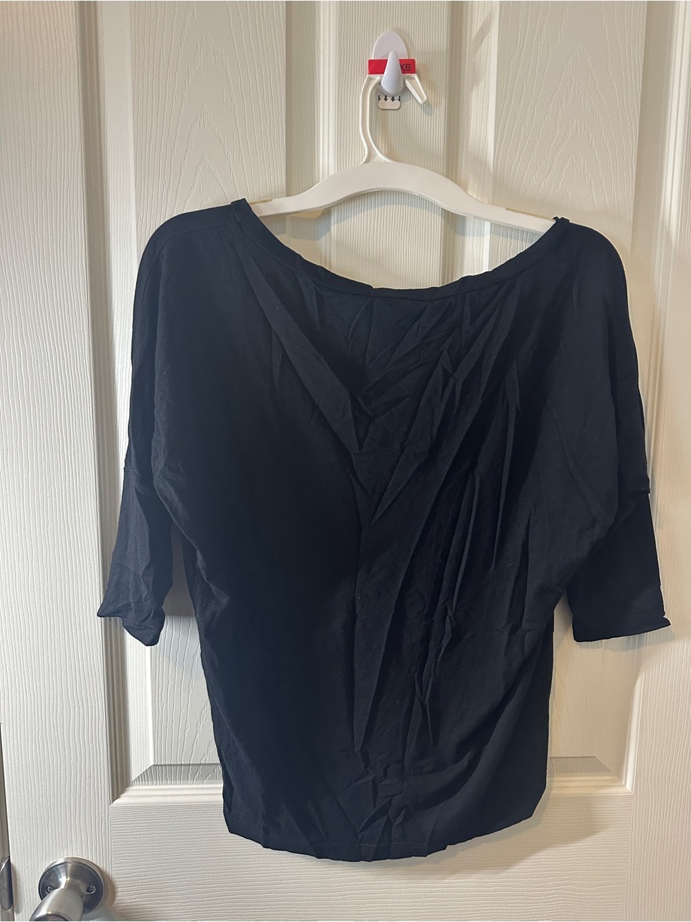 Carbon38 Black Scoop Neck Short Sleeve Top with flaw - Picture 4 of 8